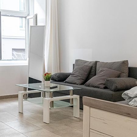 Homelike 2Br Apt Near U1 Reumannplatz - 9 Min To Center Відень Екстер'єр фото