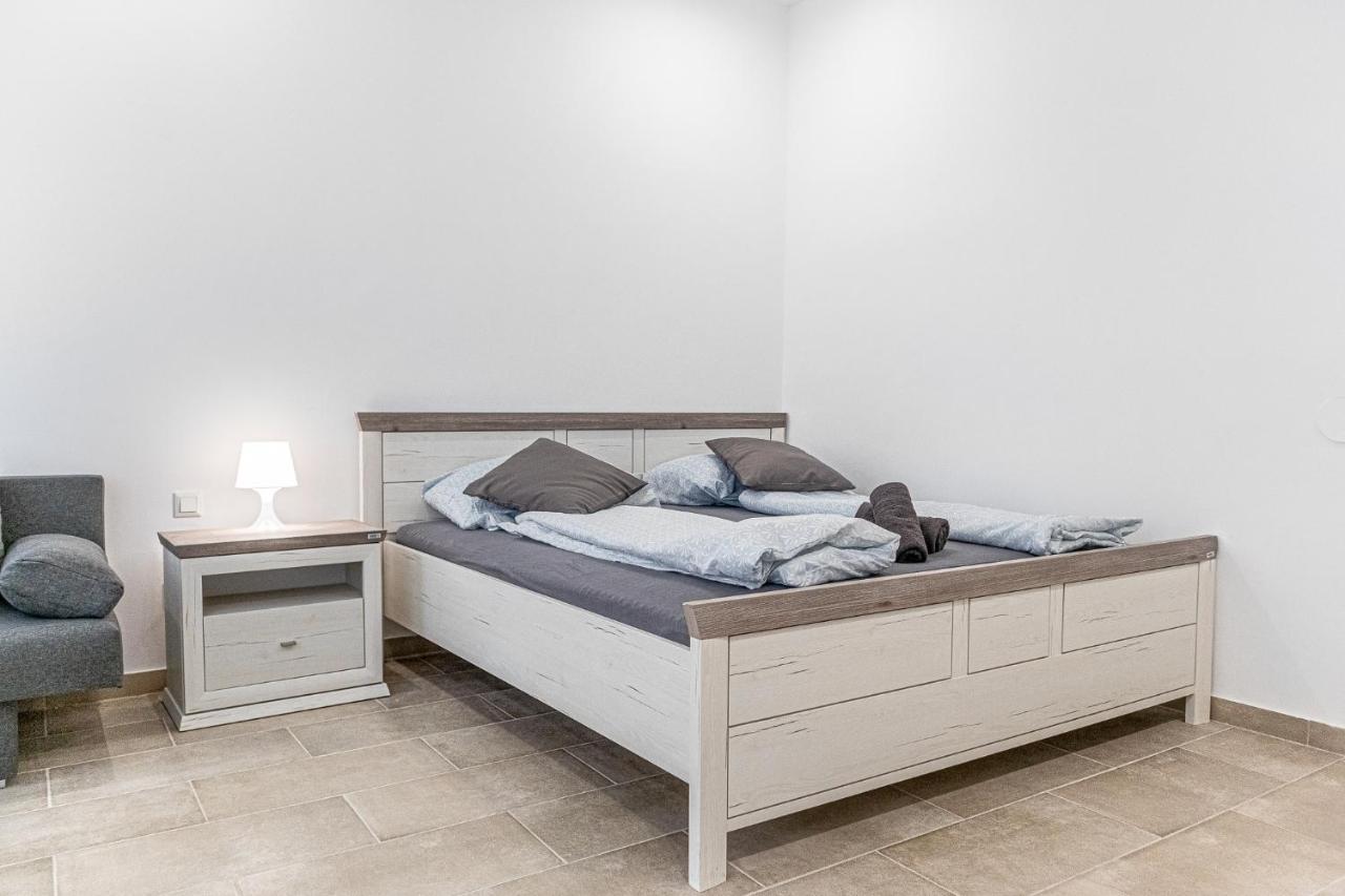 Homelike 2Br Apt Near U1 Reumannplatz - 9 Min To Center Відень Екстер'єр фото